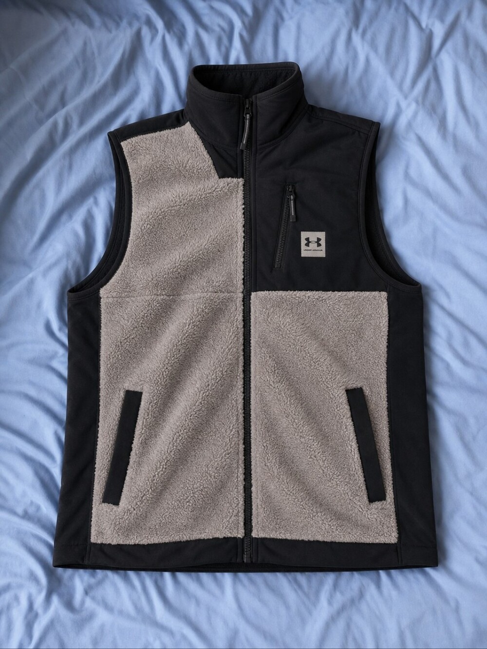 Under Armour Mission Vest Sherpa Fleece Full Zip Gray Black NWT Size M